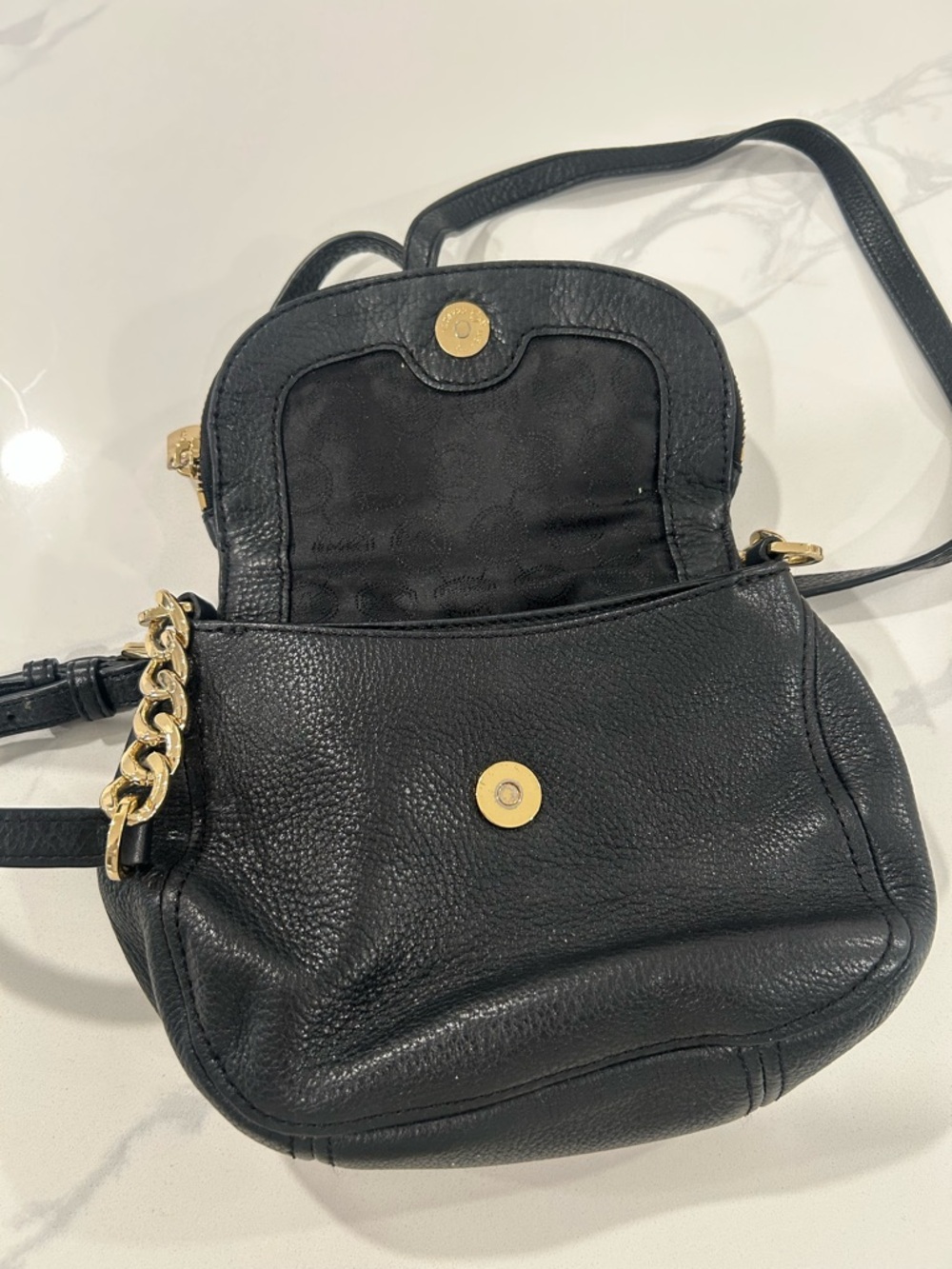 Michael Kors Black Pebbled Leather Crossbody with Gold Chain Accents - Picture 3 of 6